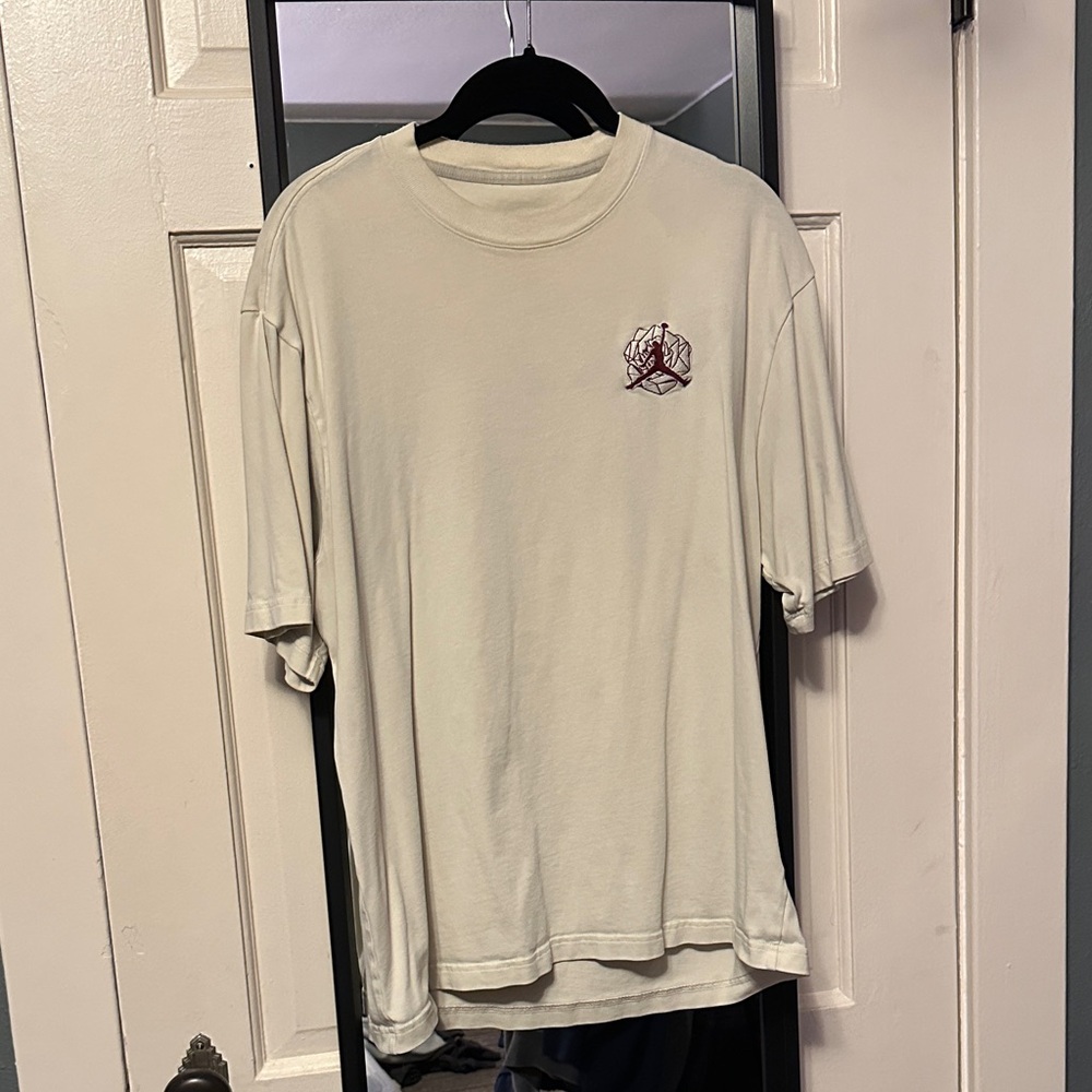 Nike Air Jordan Embroidered T-Shirt